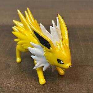 2019 WCT Pokeman Battle Figure Jolteon Battle Ready Figure 3" Long VGC